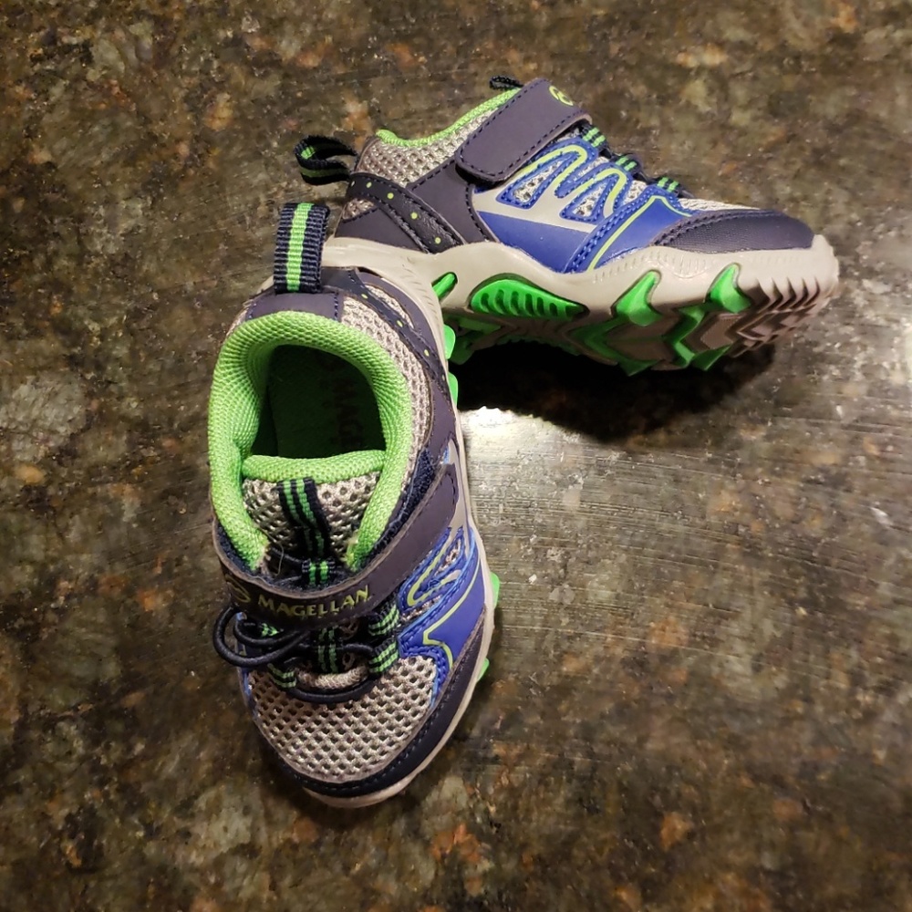 Magellan infant size 5 shoes